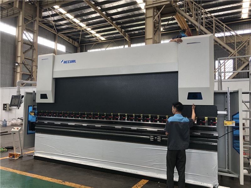 ACCURL cnc πρέσα DA58T 4axis 6000m